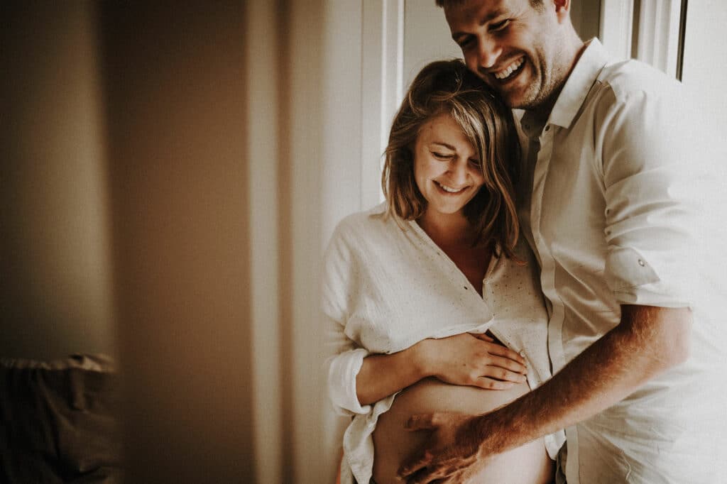 C'était l'été dernier, une matinée douce autour de ce ventre rond et la tendresse de ce grand frère en devenir, pour sa maman d'amour.