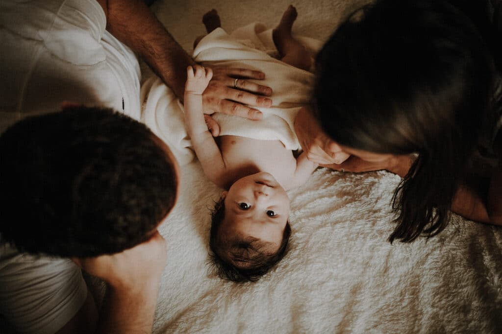 Un instant bébé parfait. J'ai beaucoup aimé cette parenthèse dans leur quotidien, faire de ces moments simples des moments uniques.